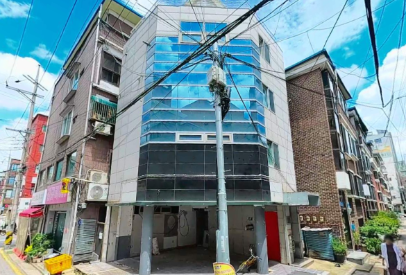당산동 코너 꼬마빌딩