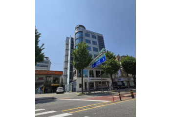 초우빌딩