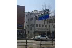 금호사거리 대로변 코너 꼬마빌딩