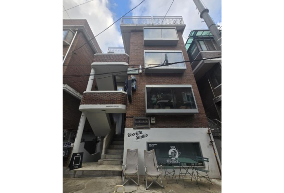 뚝섬역 올근생 꼬마 빌딩